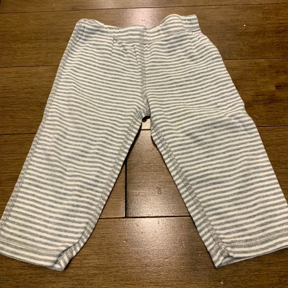 Pants size 6-9 months.